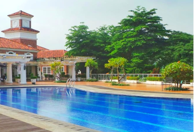 Swimmiing Pool
